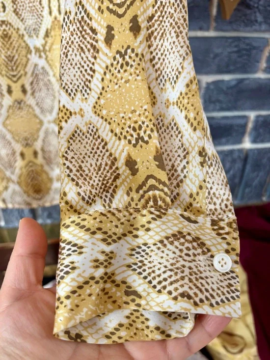Yellow Snake-Print Button-Front Shirt - Picture 5 of 6